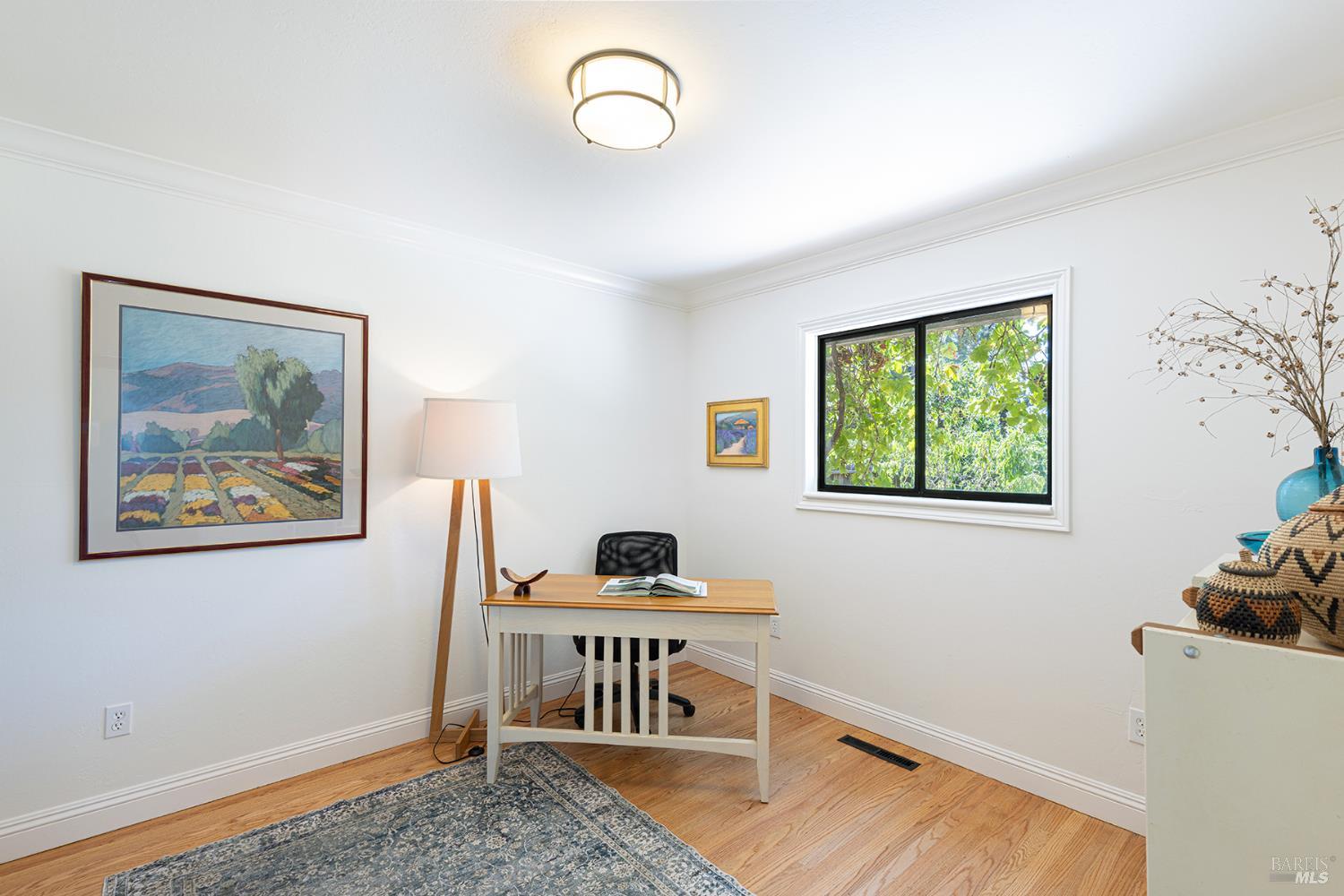 Detail Gallery Image 19 of 36 For 18751 Melvin Ave, Sonoma,  CA 95476 - 3 Beds | 2 Baths