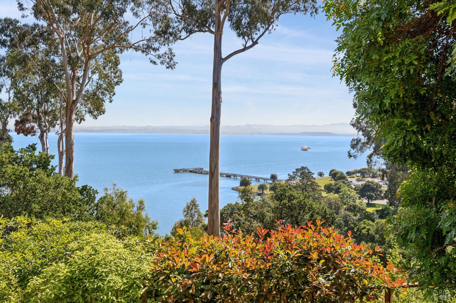 Detail Gallery Image 94 of 96 For 44 Marin Bay Park Ct, San Rafael,  CA 94901 - 5 Beds | 5/1 Baths
