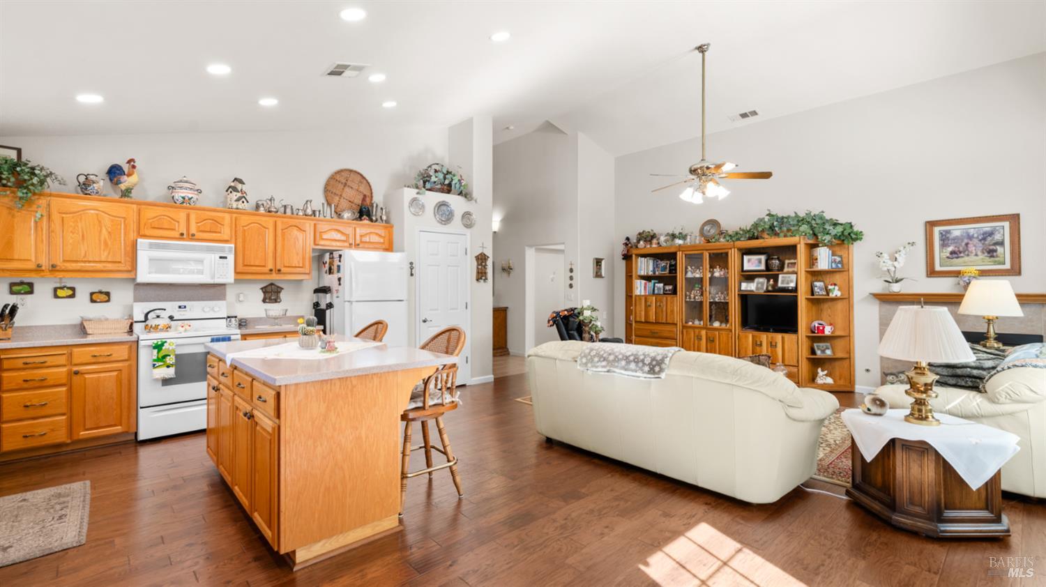 Detail Gallery Image 22 of 56 For 4539 Avondale Cir, Fairfield,  CA 94533 - 3 Beds | 2 Baths