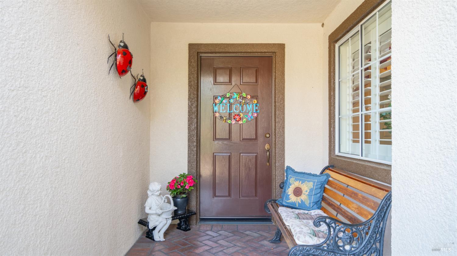 Detail Gallery Image 8 of 56 For 4539 Avondale Cir, Fairfield,  CA 94533 - 3 Beds | 2 Baths