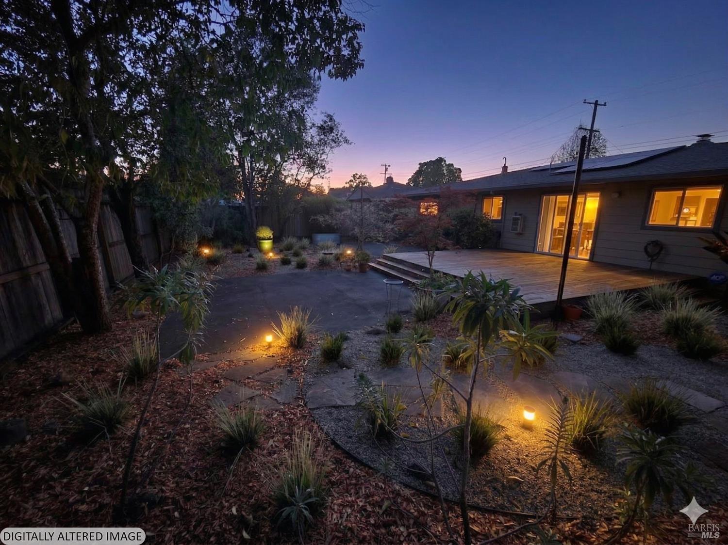 Detail Gallery Image 5 of 39 For 334 Richmond Dr, Santa Rosa,  CA 95401 - 4 Beds | 2 Baths