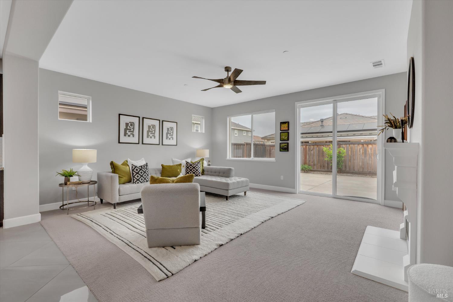 Detail Gallery Image 12 of 45 For 580 Kingbird Cir, Vacaville,  CA 95688 - 5 Beds | 4/1 Baths