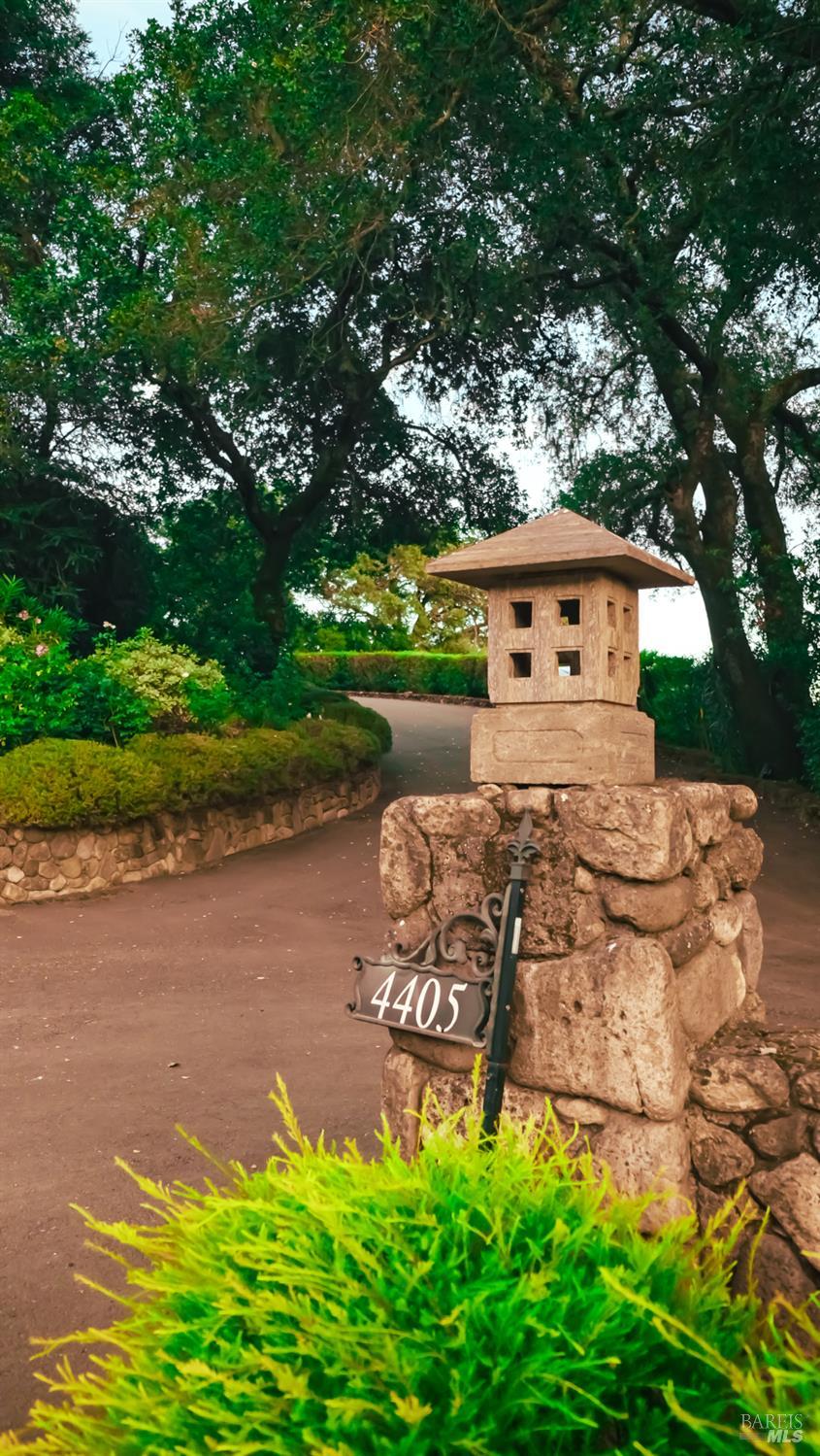 Detail Gallery Image 3 of 34 For 4405 Silverado Trl, Calistoga,  CA 94515 - 3 Beds | 1/1 Baths