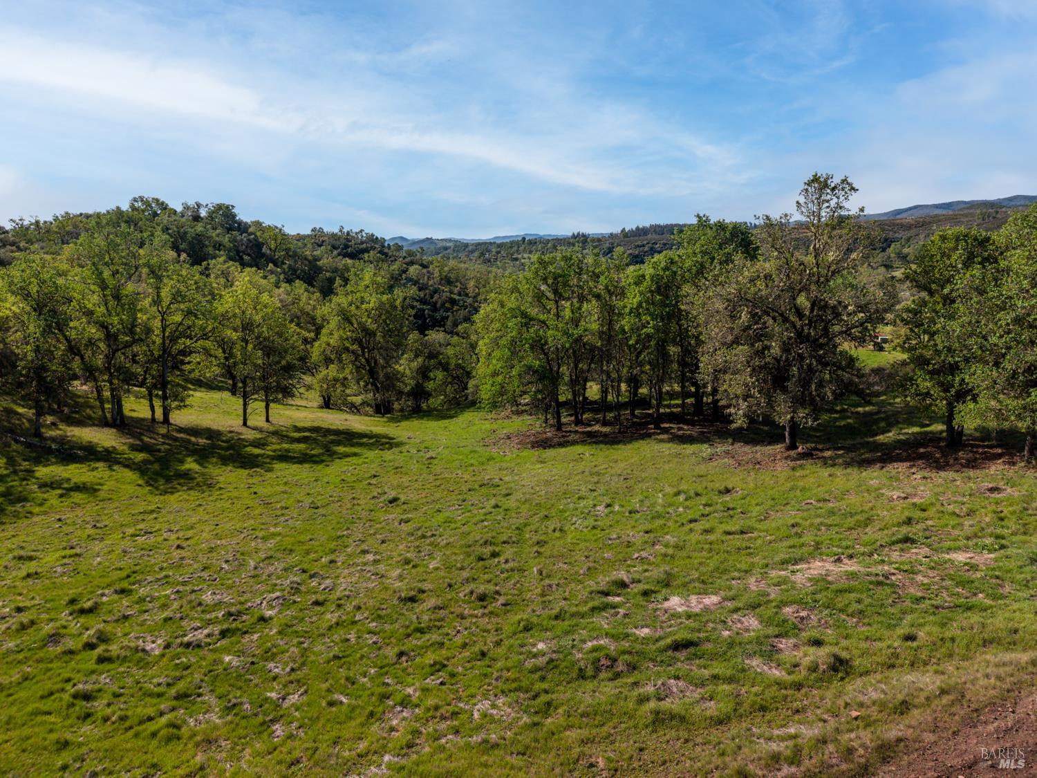 Detail Gallery Image 2 of 11 For 5250 Scotts Valley Rd, Lakeport,  CA 95453 - – Beds | – Baths