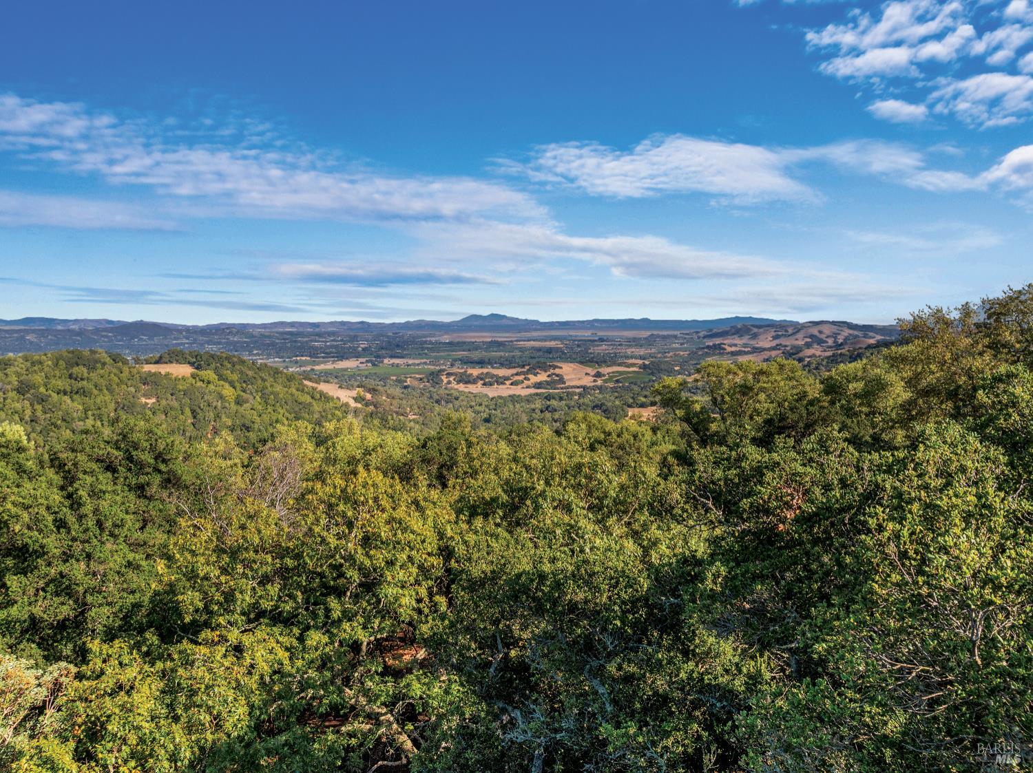 Detail Gallery Image 36 of 43 For 18492 White Oak Dr, Sonoma,  CA 95476 - 4 Beds | 4/1 Baths