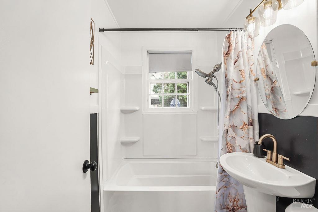 Detail Gallery Image 10 of 20 For 59 Baldwin St, Vallejo,  CA 94590 - 2 Beds | 1 Baths