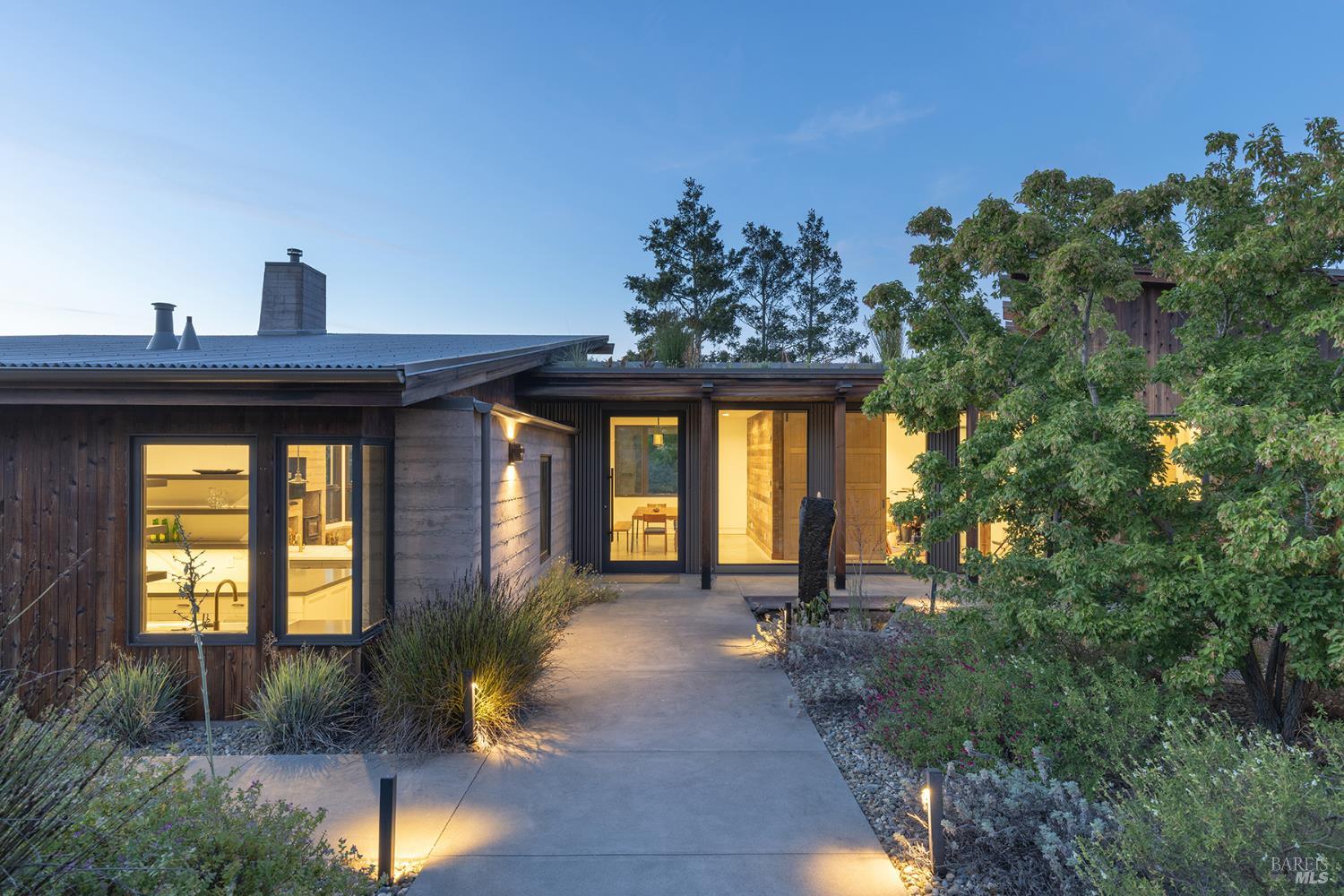 Detail Gallery Image 71 of 74 For 4125 Wallace Rd, Santa Rosa,  CA 95404 - 3 Beds | 4/1 Baths