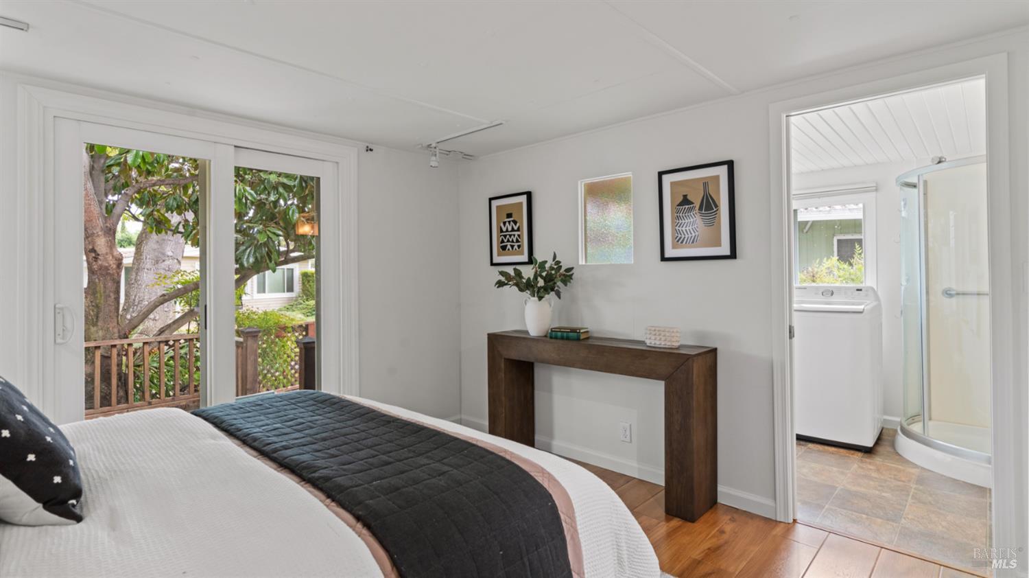 Detail Gallery Image 22 of 44 For 204 Barcelona Ave, Novato,  CA 94949 - 2 Beds | 2 Baths