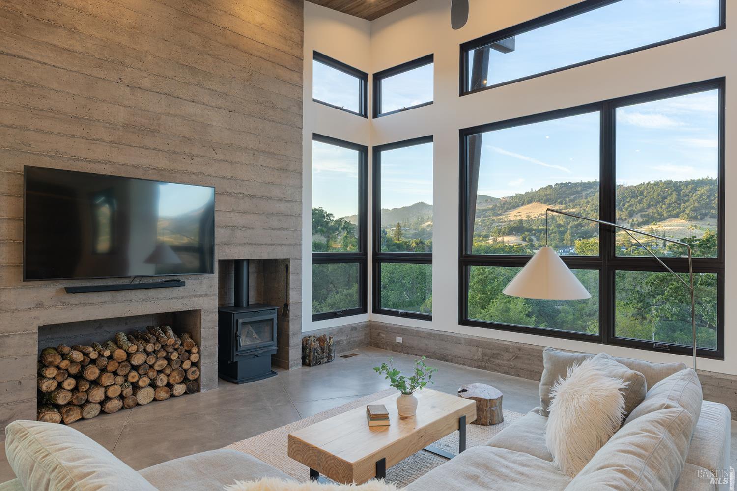 Detail Gallery Image 23 of 74 For 4125 Wallace Rd, Santa Rosa,  CA 95404 - 3 Beds | 4/1 Baths