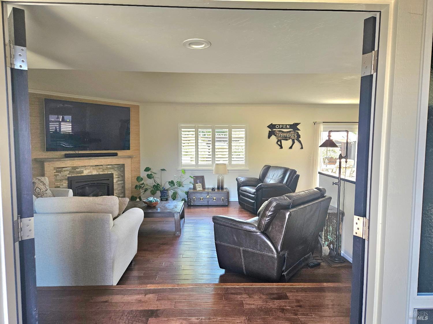 Detail Gallery Image 20 of 46 For 354 Wikiup Dr, Santa Rosa,  CA 95403 - 3 Beds | 2 Baths