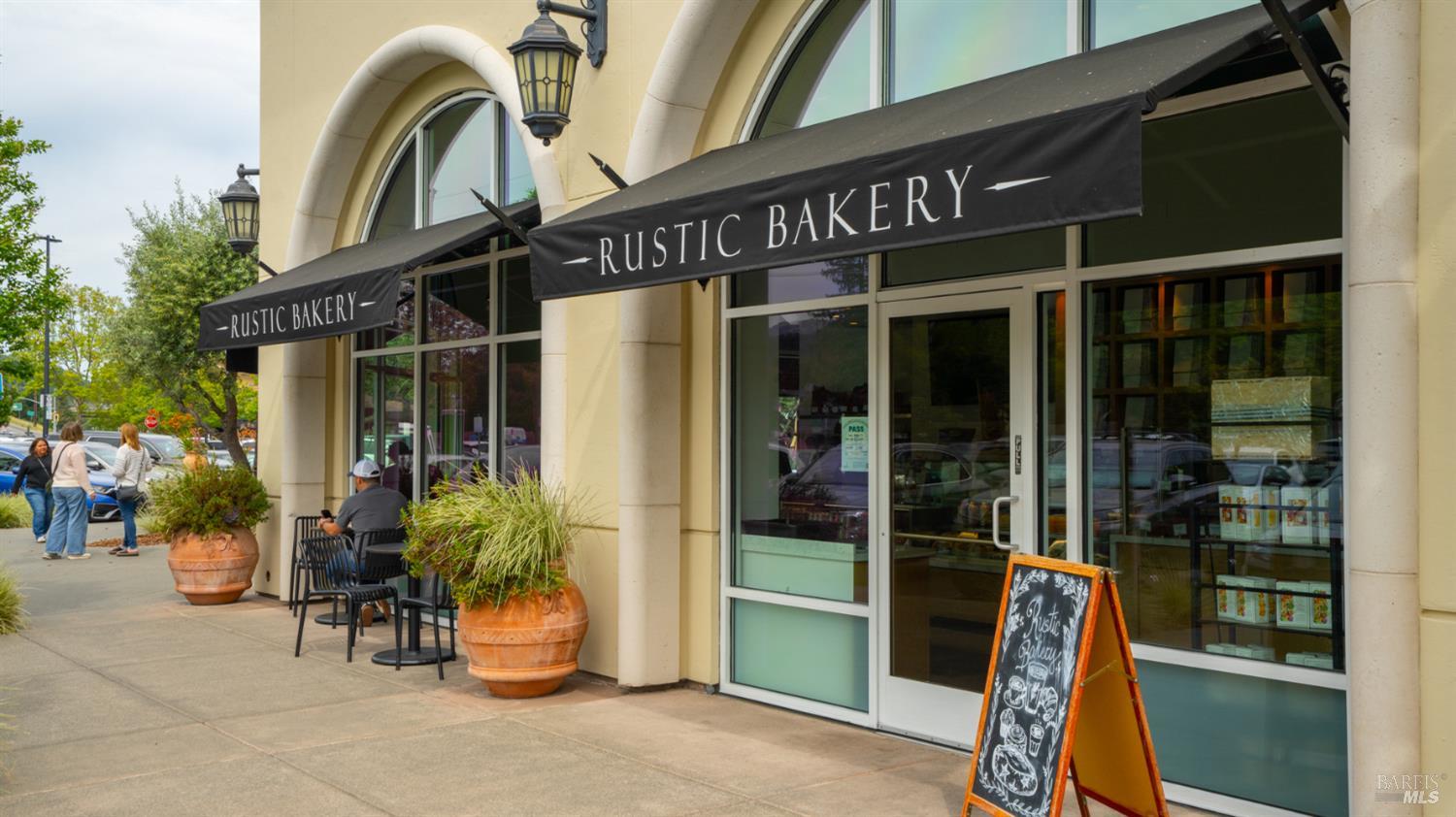 Detail Gallery Image 43 of 44 For 204 Barcelona Ave, Novato,  CA 94949 - 2 Beds | 2 Baths