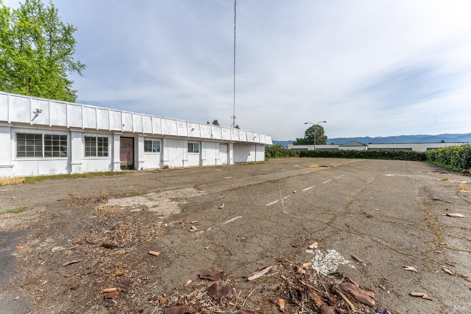 Detail Gallery Image 7 of 14 For 735 S State St, Ukiah,  CA 95482 - – Beds | – Baths