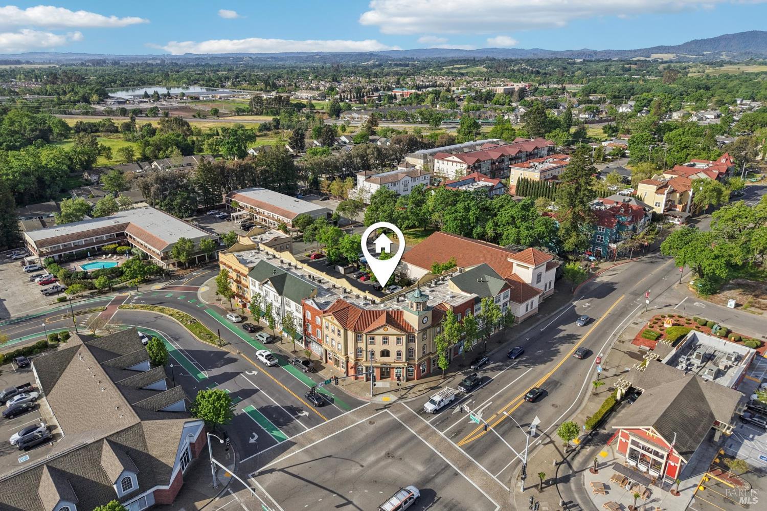 Detail Gallery Image 2 of 45 For 43 Johnson St, Windsor,  CA 95492 - 3 Beds | 2/1 Baths