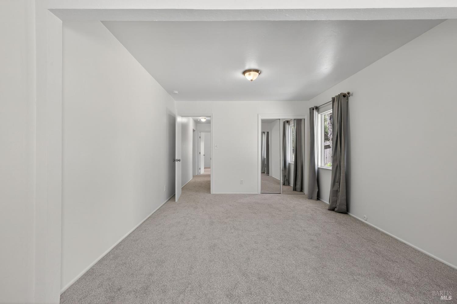 Detail Gallery Image 18 of 26 For 10661 Woodside Dr, Forestville,  CA 95436 - 2 Beds | 1 Baths