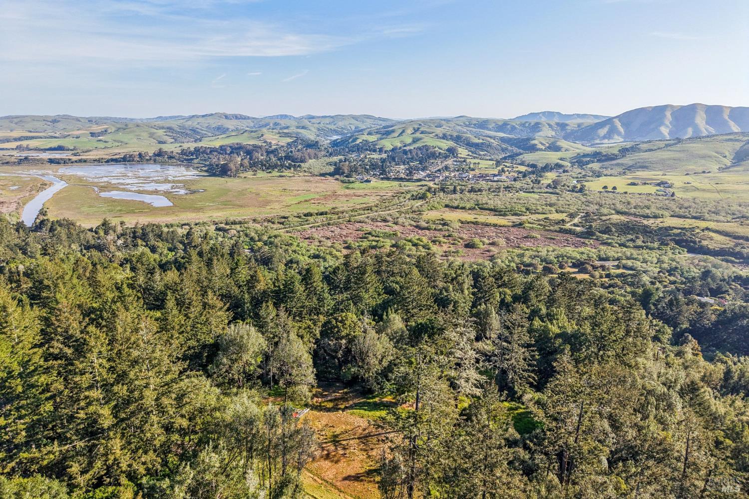 Detail Gallery Image 5 of 35 For 70 Fox Dr, Inverness,  CA 94956 - – Beds | – Baths