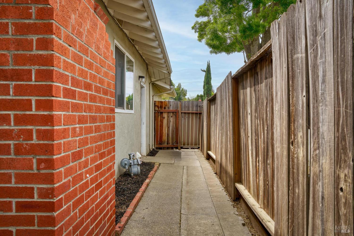 Detail Gallery Image 26 of 30 For 100 Anita Ct, Vacaville,  CA 95688 - 3 Beds | 2 Baths