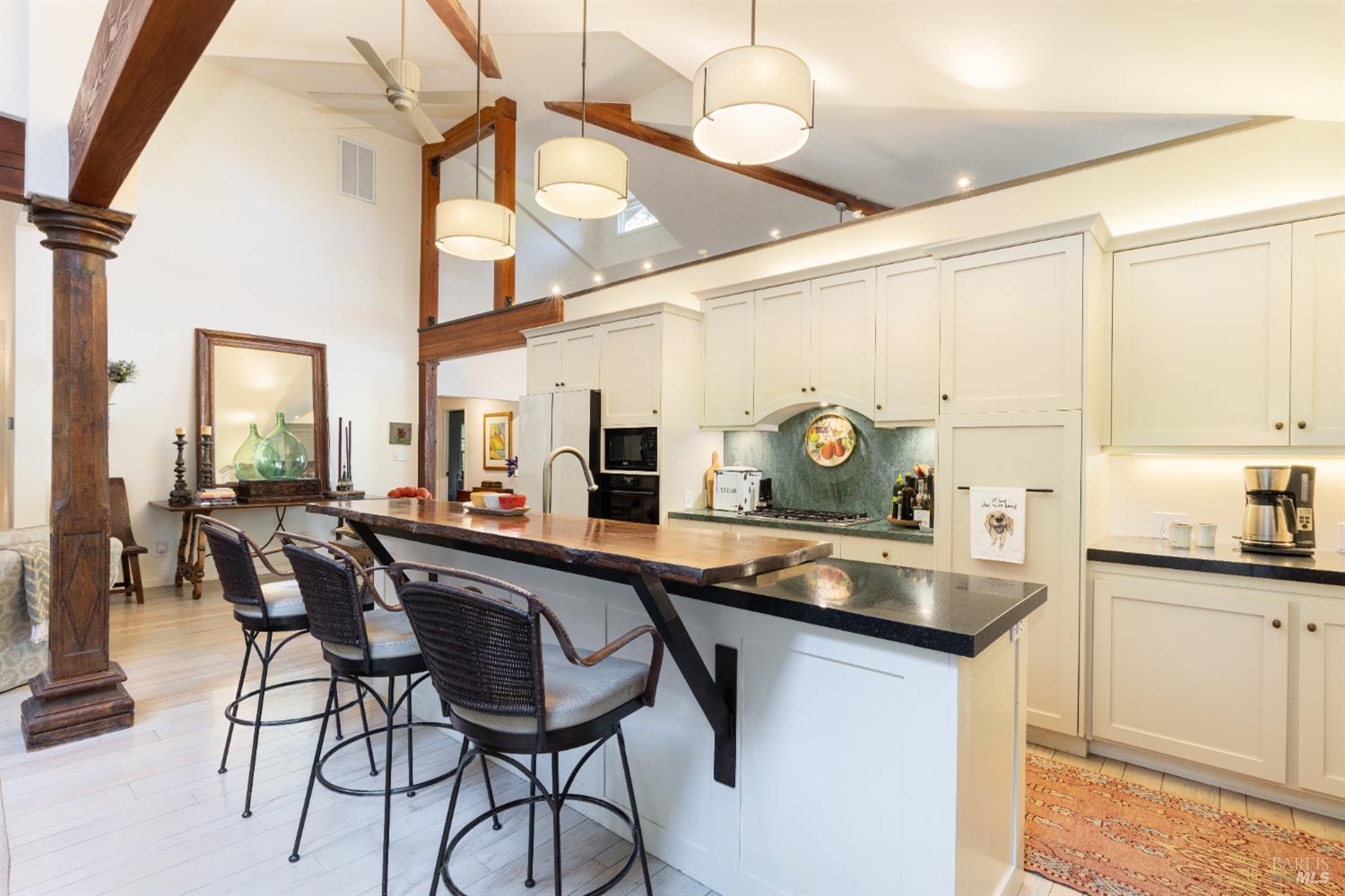 Detail Gallery Image 12 of 41 For 3000 Warm Springs Rd, Glen Ellen,  CA 95442 - 3 Beds | 3 Baths