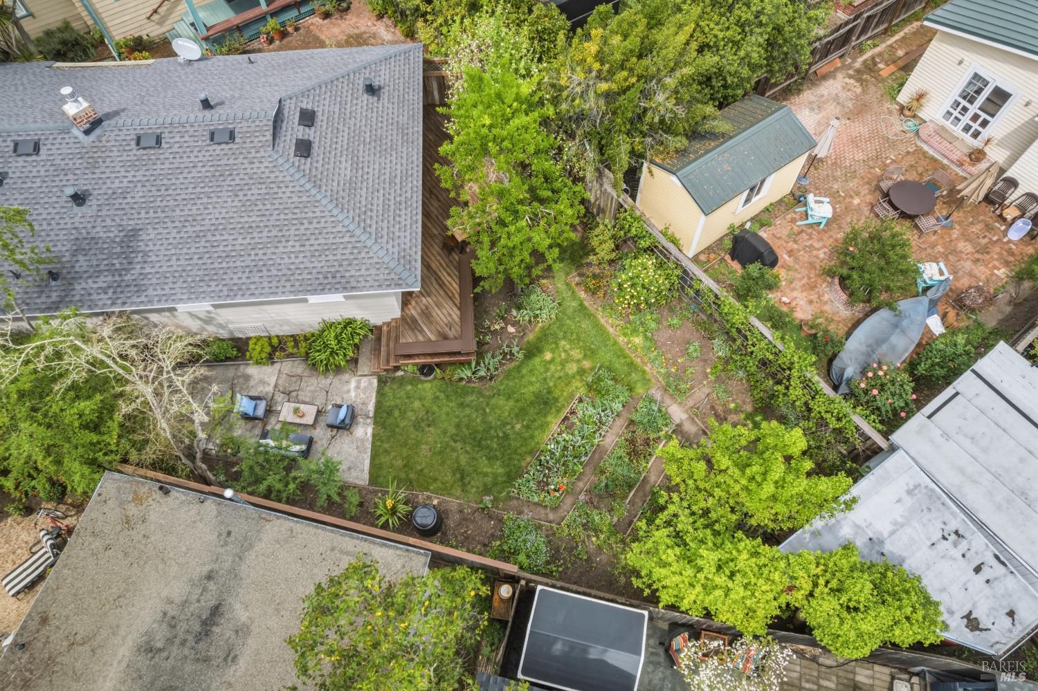 Detail Gallery Image 29 of 34 For 31 Rowland Ct, San Anselmo,  CA 94960 - 3 Beds | 1 Baths