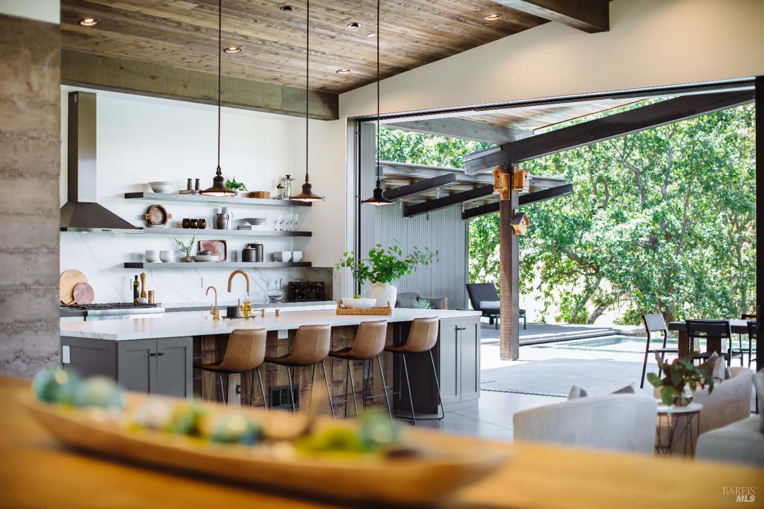 Detail Gallery Image 10 of 74 For 4125 Wallace Rd, Santa Rosa,  CA 95404 - 3 Beds | 4/1 Baths