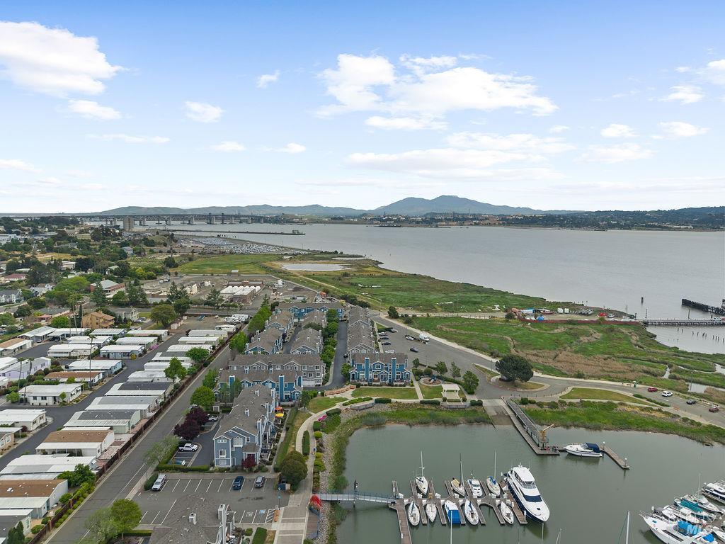 Detail Gallery Image 43 of 43 For 440 E E St, Benicia,  CA 94510 - 2 Beds | 2/1 Baths