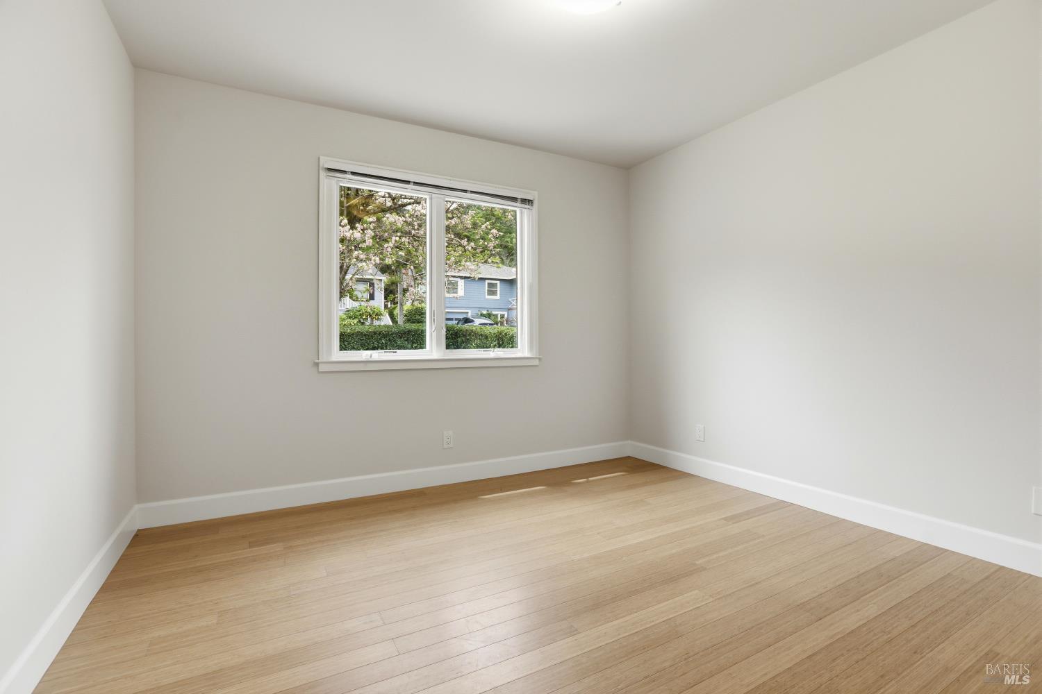 Detail Gallery Image 17 of 29 For 2166 5th Ave, San Rafael,  CA 94901 - 3 Beds | 1 Baths