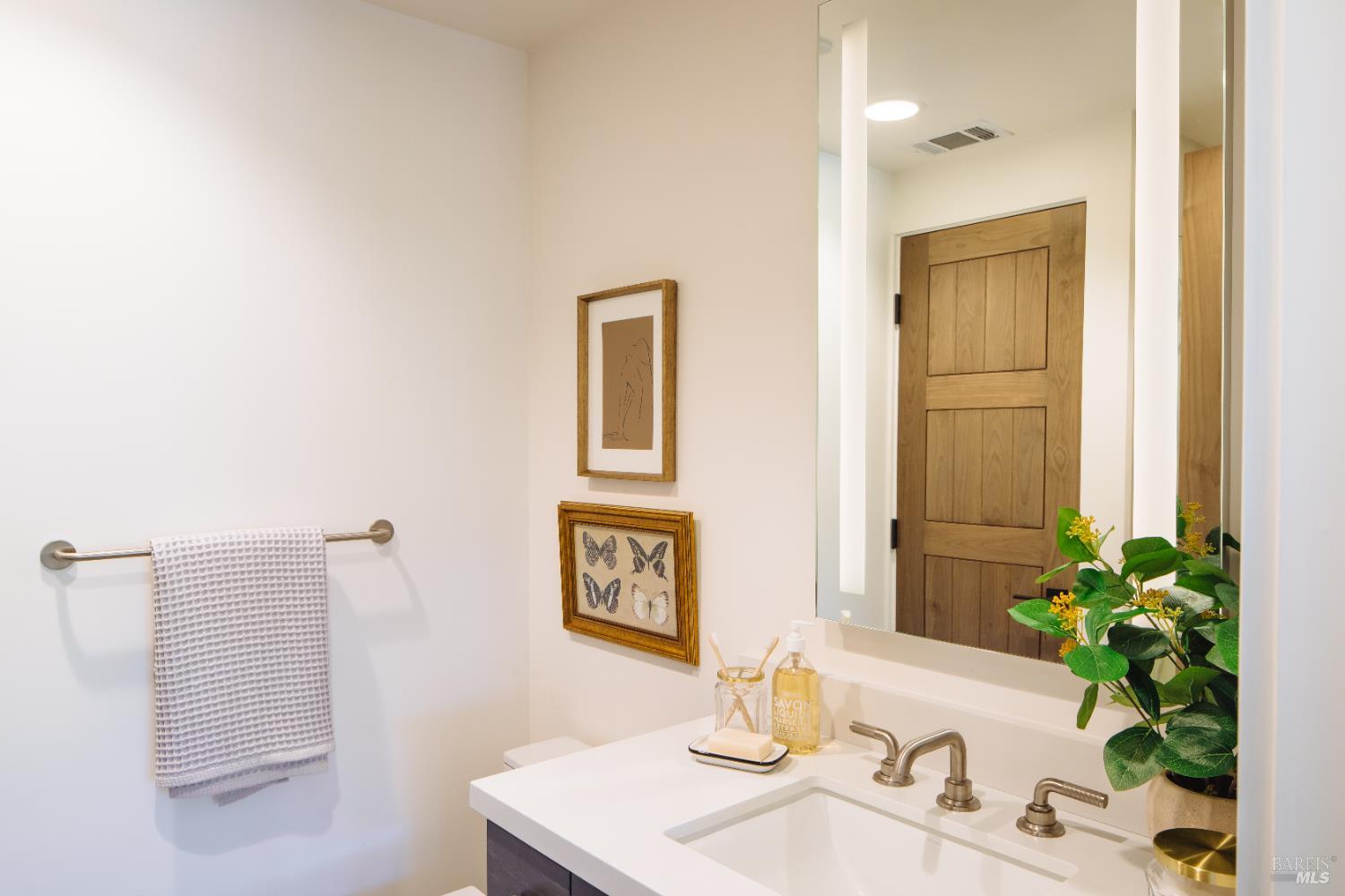 Detail Gallery Image 57 of 74 For 4125 Wallace Rd, Santa Rosa,  CA 95404 - 3 Beds | 4/1 Baths