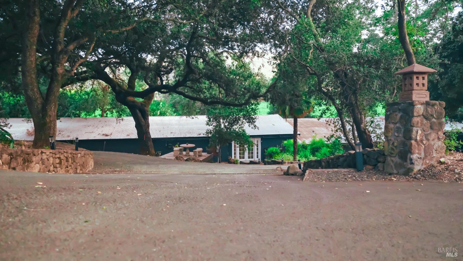 Detail Gallery Image 14 of 34 For 4405 Silverado Trl, Calistoga,  CA 94515 - 3 Beds | 1/1 Baths