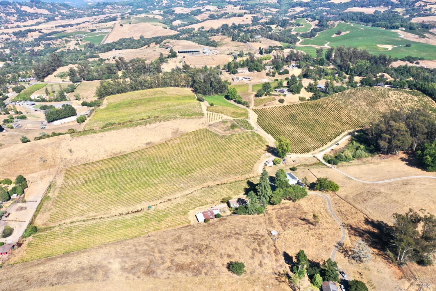 Detail Gallery Image 38 of 65 For 4889 Grange Rd, Santa Rosa,  CA 95404 - 5 Beds | 4/1 Baths