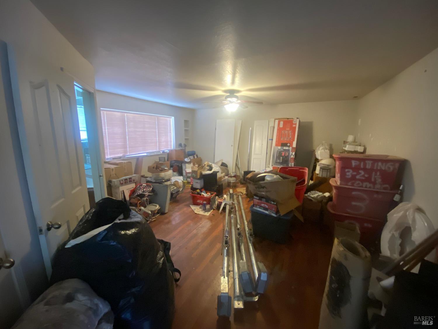 Detail Gallery Image 23 of 29 For 17396 Meadow View Dr, Hidden Valley Lake,  CA 95467 - 4 Beds | 4 Baths