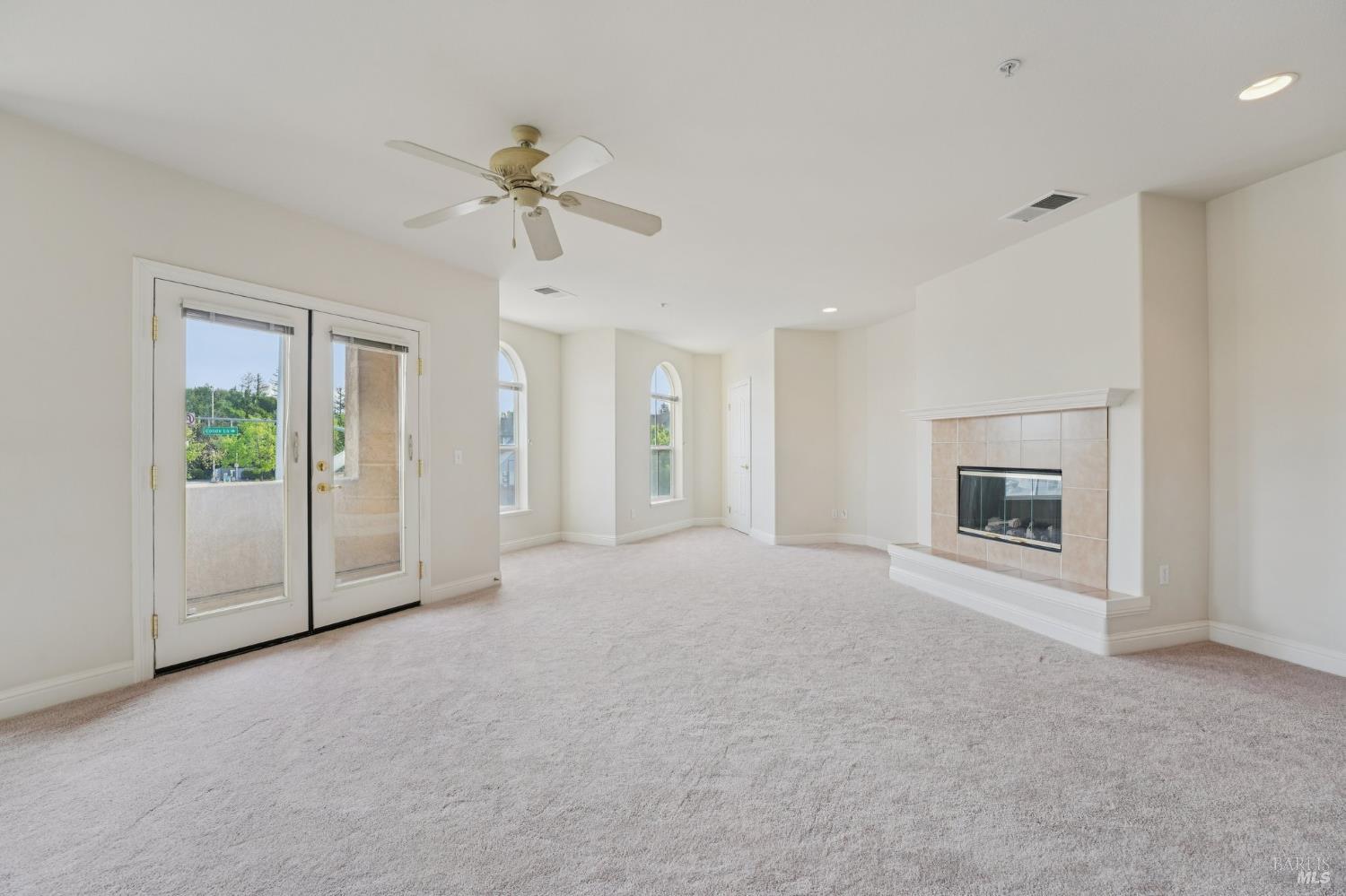 Detail Gallery Image 17 of 45 For 43 Johnson St, Windsor,  CA 95492 - 3 Beds | 2/1 Baths