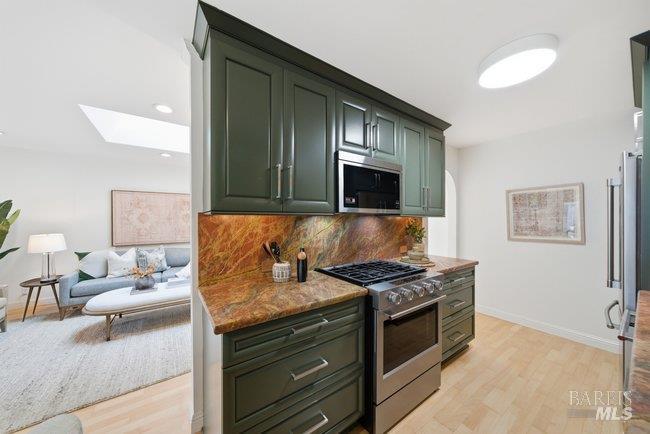 Detail Gallery Image 16 of 50 For 10 Catalpa Ave #7,  Mill Valley,  CA 94941 - 2 Beds | 1 Baths