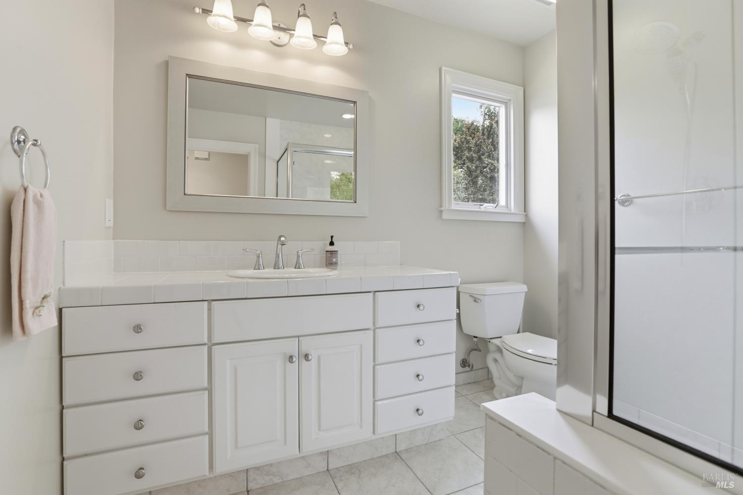 Detail Gallery Image 22 of 29 For 2166 5th Ave, San Rafael,  CA 94901 - 3 Beds | 1 Baths