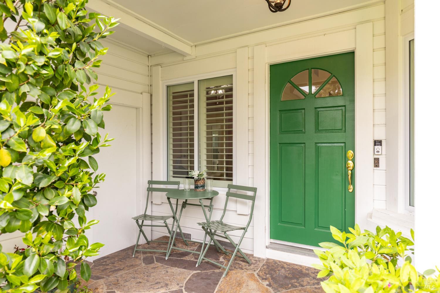 Detail Gallery Image 7 of 54 For 2431 Shoreline Dr, Napa,  CA 94558 - 3 Beds | 2 Baths