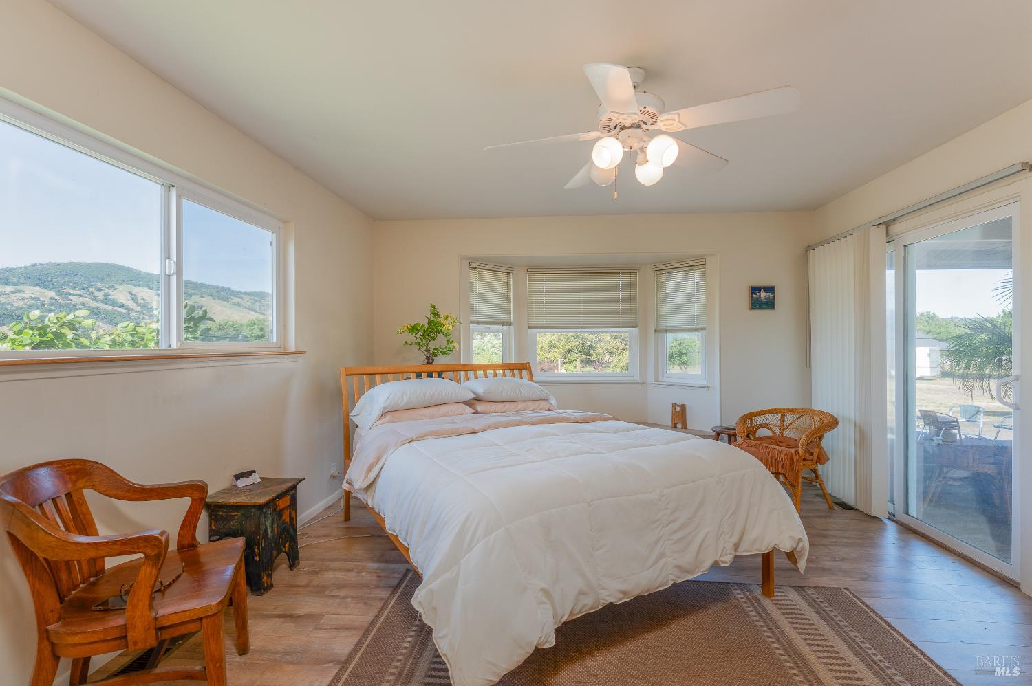 Detail Gallery Image 21 of 41 For 1961 Foothill Dr, Redwood Valley,  CA 95470 - 4 Beds | 2/1 Baths