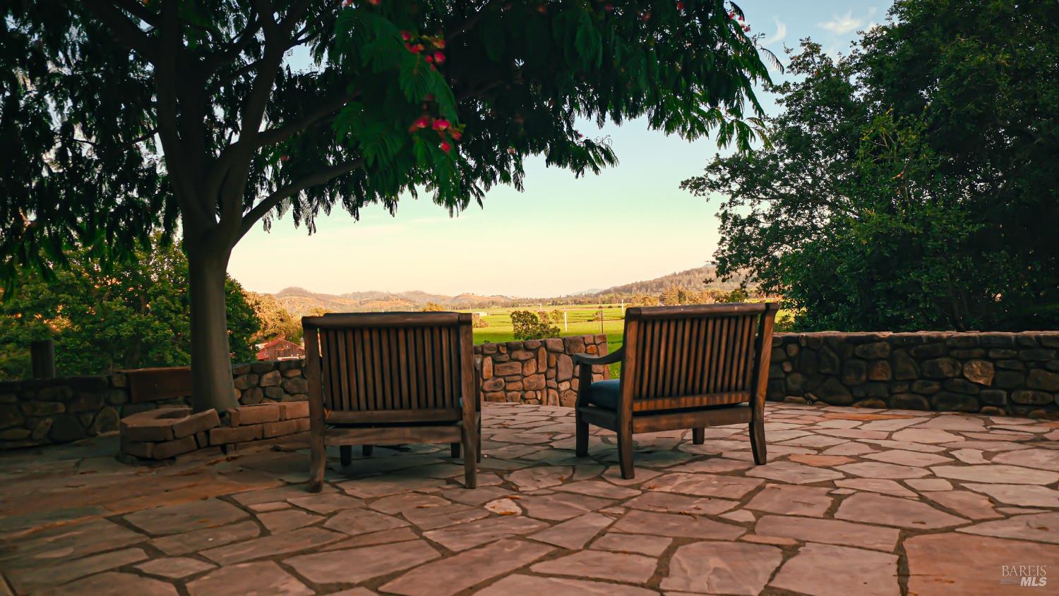 Detail Gallery Image 5 of 34 For 4405 Silverado Trl, Calistoga,  CA 94515 - 3 Beds | 1/1 Baths