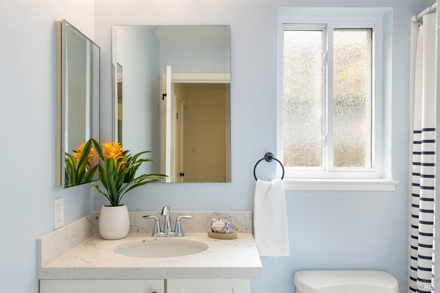 Detail Gallery Image 42 of 54 For 2431 Shoreline Dr, Napa,  CA 94558 - 3 Beds | 2 Baths