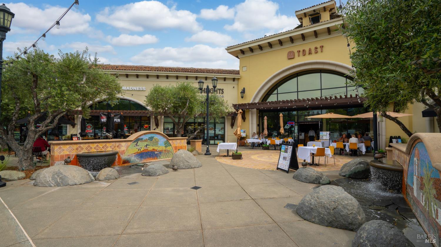 Detail Gallery Image 44 of 44 For 204 Barcelona Ave, Novato,  CA 94949 - 2 Beds | 2 Baths