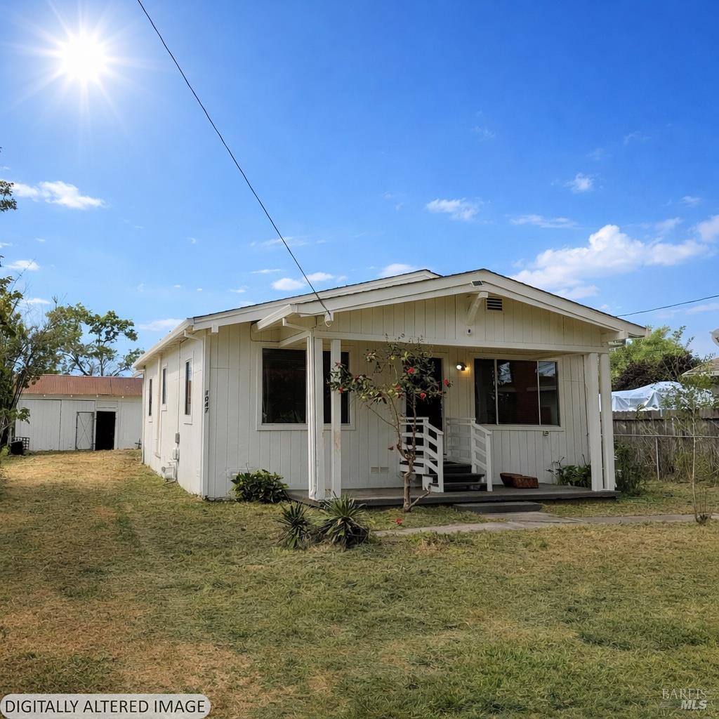 Detail Gallery Image 2 of 12 For 1047 S Wright Rd, Santa Rosa,  CA 95407 - 3 Beds | 1 Baths