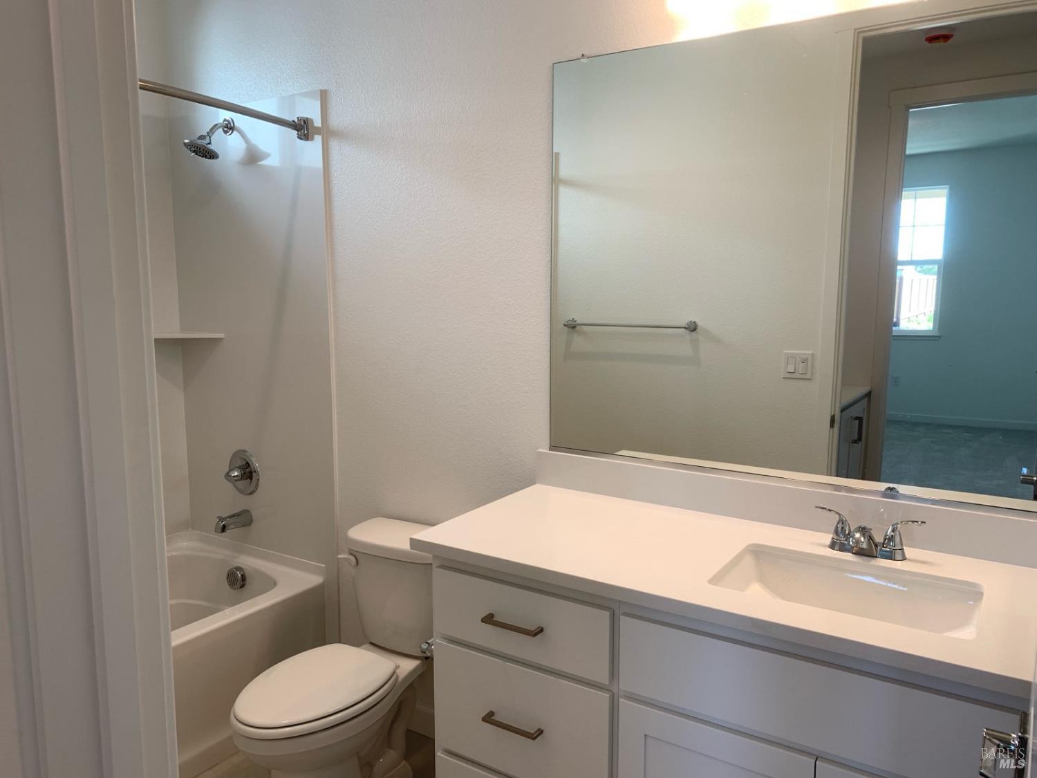 Detail Gallery Image 10 of 13 For 2424 Revival Ln, Rio Vista,  CA 94571 - 2 Beds | 2 Baths