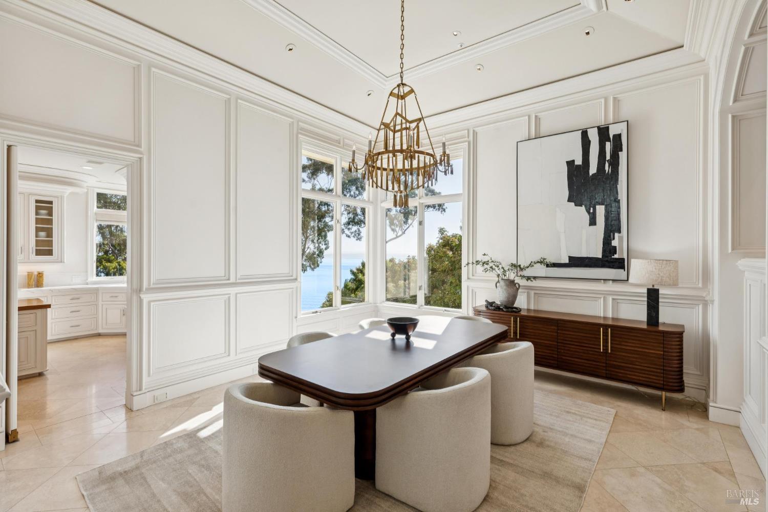 Detail Gallery Image 37 of 96 For 44 Marin Bay Park Ct, San Rafael,  CA 94901 - 5 Beds | 5/1 Baths