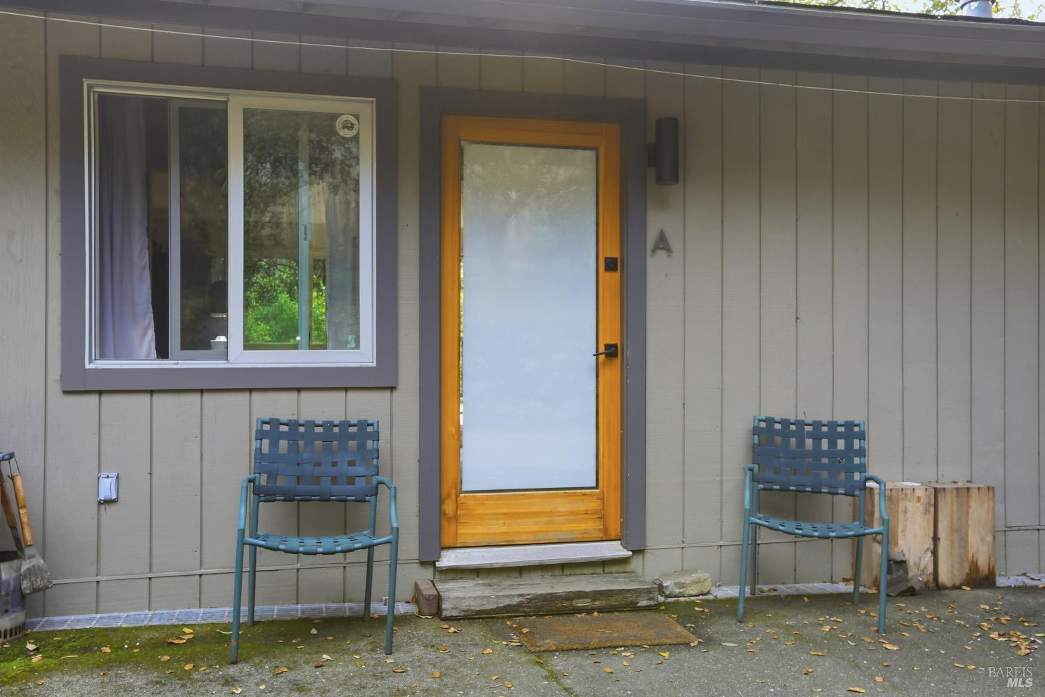 Detail Gallery Image 3 of 31 For 10 Pedrini Way, Lagunitas,  CA 94938 - 4 Beds | 2 Baths