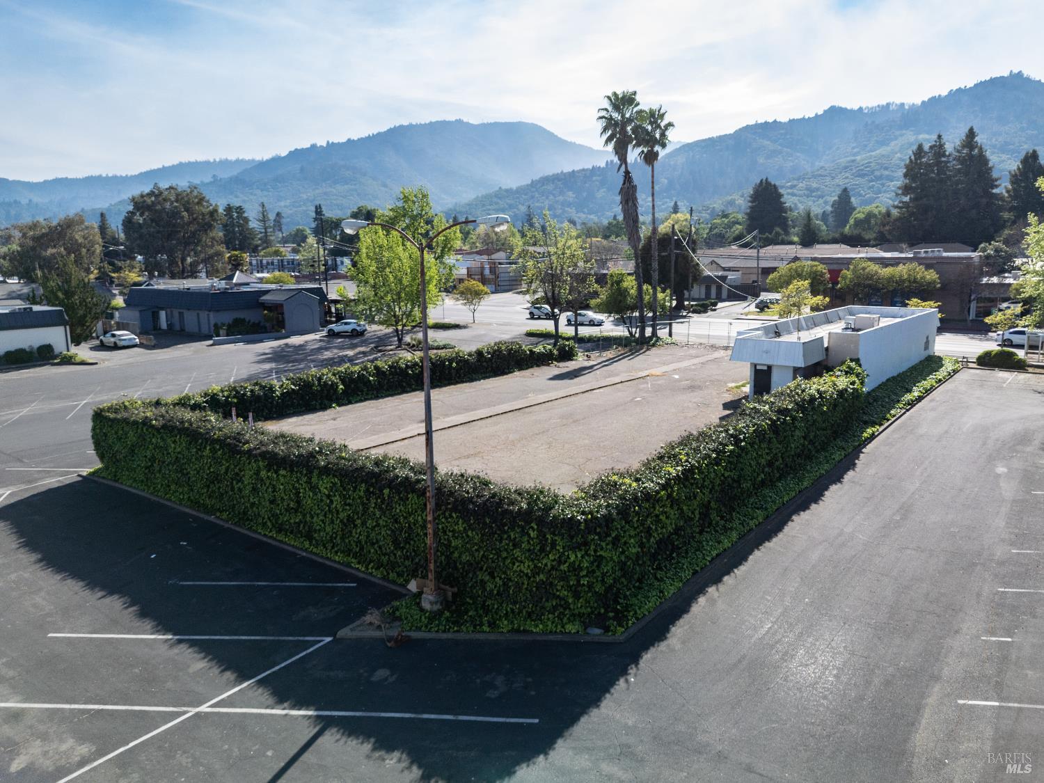 Detail Gallery Image 11 of 14 For 735 S State St, Ukiah,  CA 95482 - – Beds | – Baths