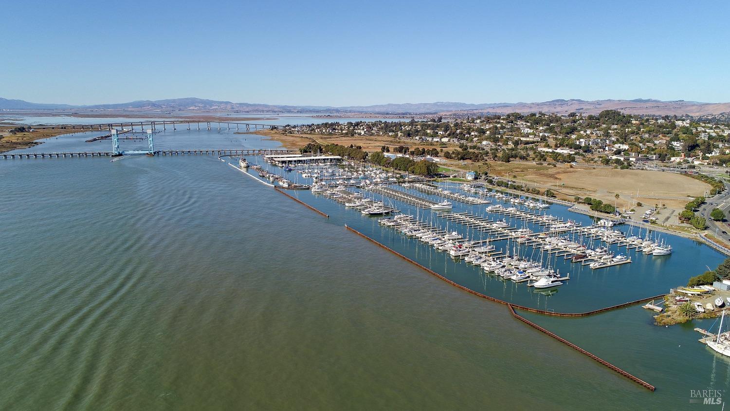 Detail Gallery Image 7 of 11 For 1821 Marin St, Vallejo,  CA 94590 - – Beds | – Baths