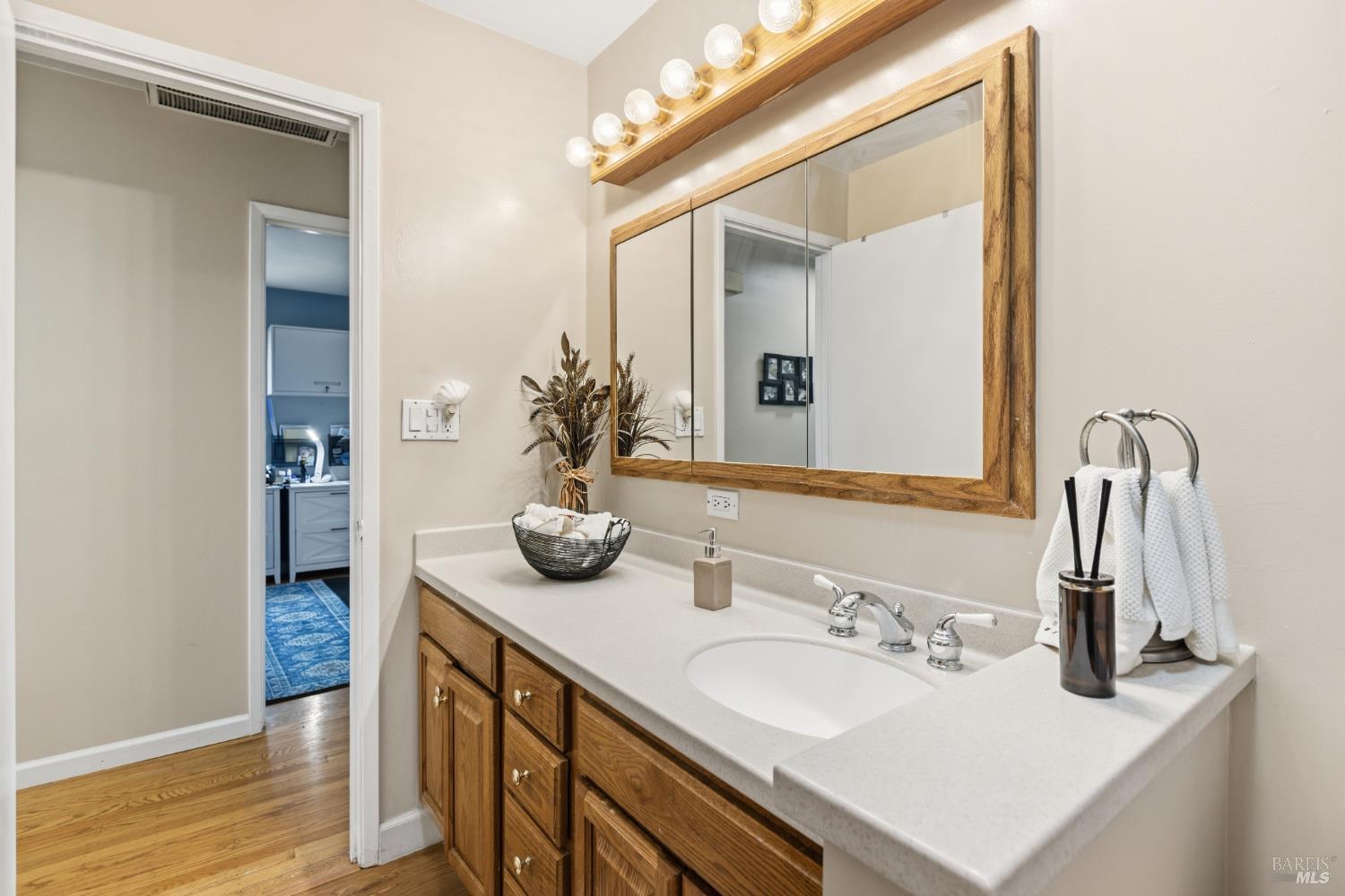 Detail Gallery Image 16 of 29 For 1260 Sierra Ave, Napa,  CA 94558 - 3 Beds | 2 Baths