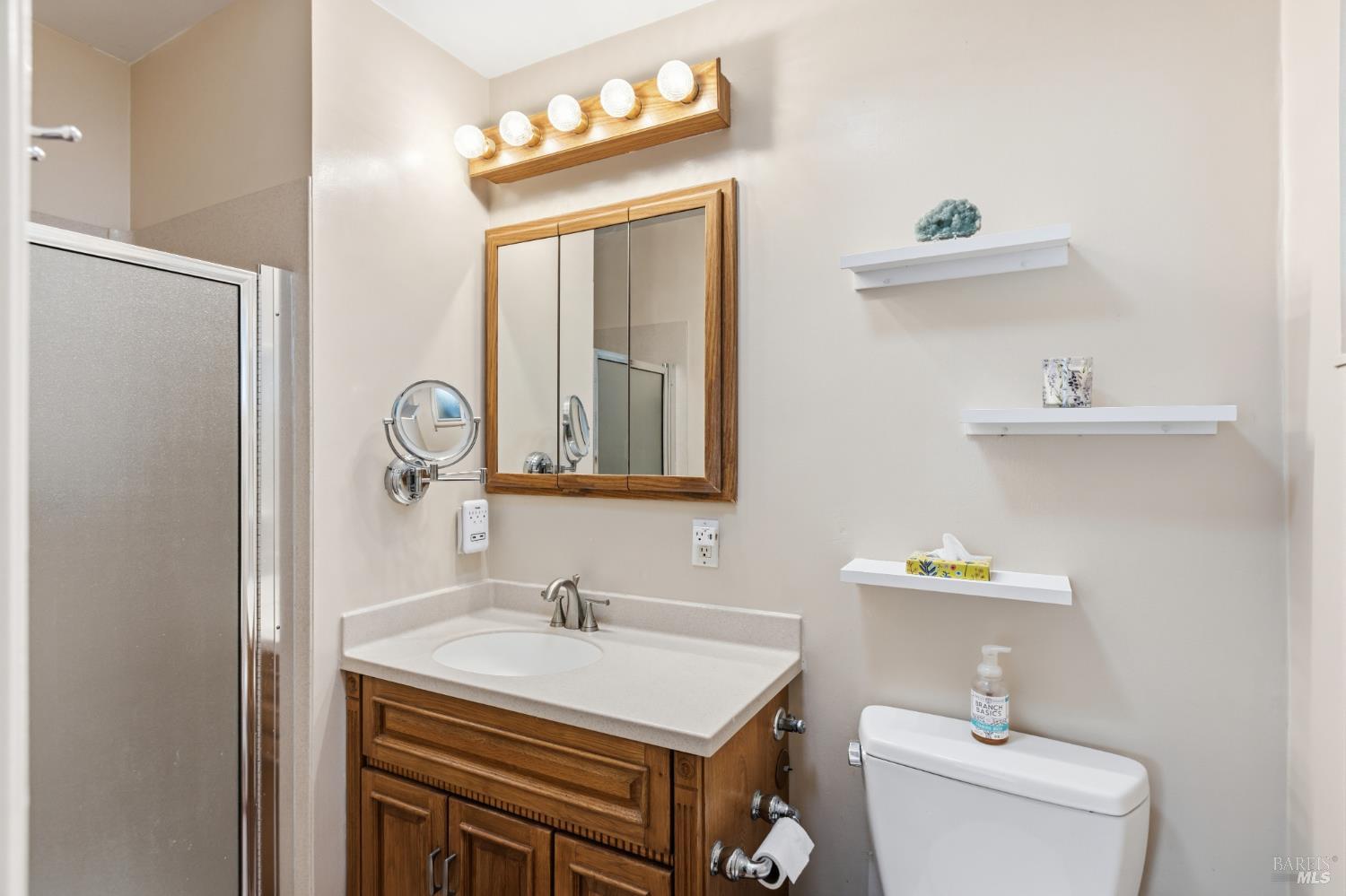 Detail Gallery Image 20 of 29 For 1260 Sierra Ave, Napa,  CA 94558 - 3 Beds | 2 Baths