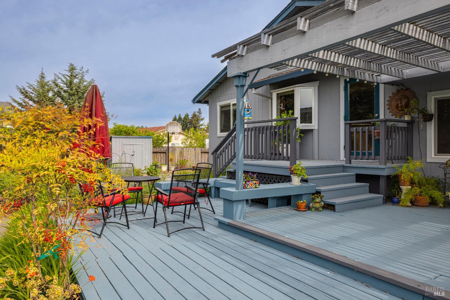 Detail Gallery Image 27 of 39 For 29 Caulfield Ct, Petaluma,  CA 94954 - 4 Beds | 3 Baths