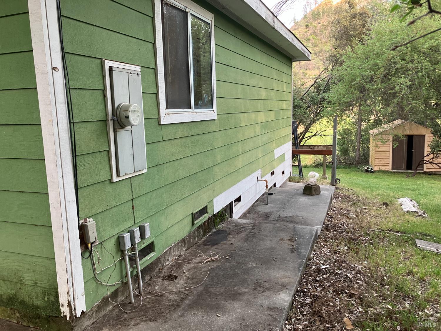 Detail Gallery Image 4 of 30 For 17440 Cache Creek Rd, Clearlake Oaks,  CA 95423 - 3 Beds | 2 Baths