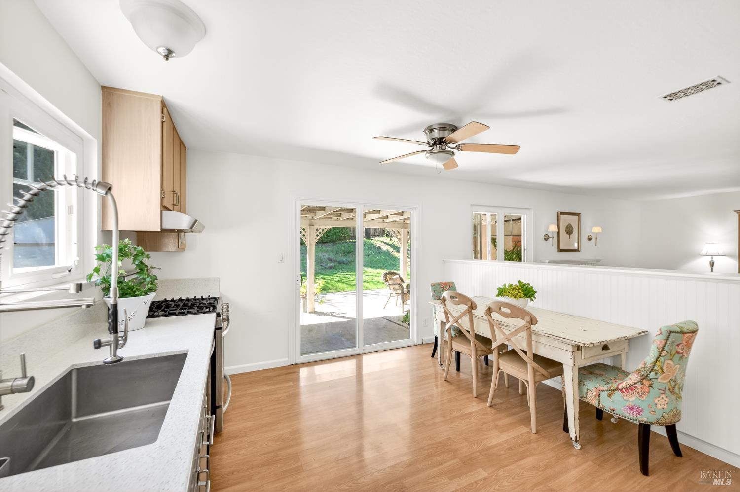 Detail Gallery Image 24 of 34 For 3541 Twin Oaks Dr, Napa,  CA 94558 - 4 Beds | 2 Baths