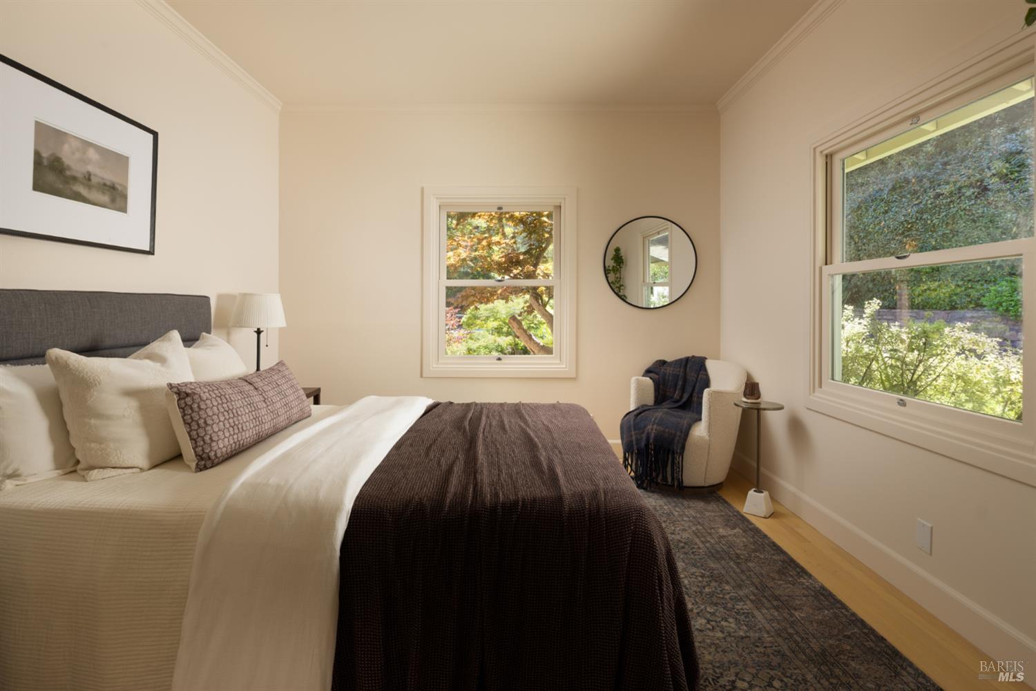 Detail Gallery Image 16 of 27 For 450 Woodland Rd, Kentfield,  CA 94904 - 4 Beds | 4 Baths