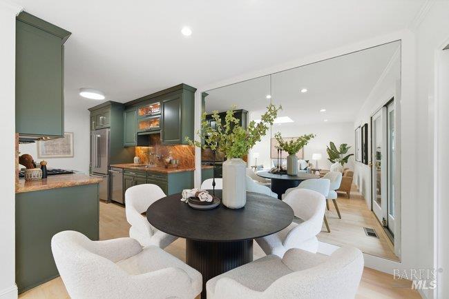 Detail Gallery Image 14 of 50 For 10 Catalpa Ave #7,  Mill Valley,  CA 94941 - 2 Beds | 1 Baths